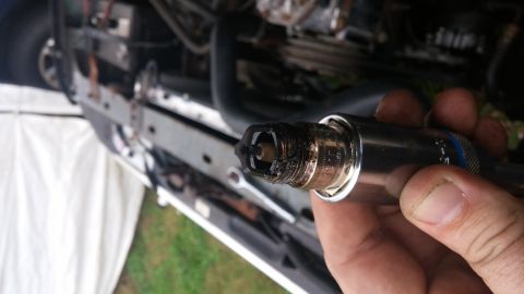 1984 Ford Bronco - Plug 6