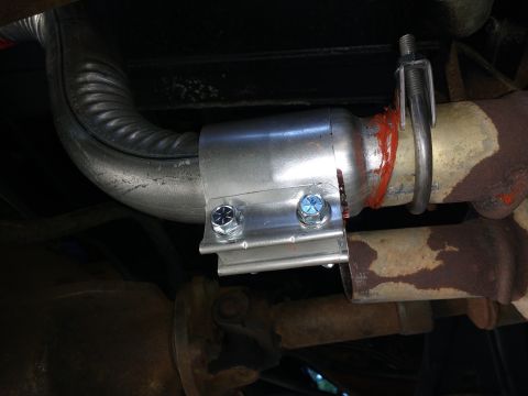1996 Ford Bronco - I used a u-bolt to secure a 2"-2.5" coupler, and a nice band clamp to connect the tailpipe. It wasn't necessary but I used some nice gasket…