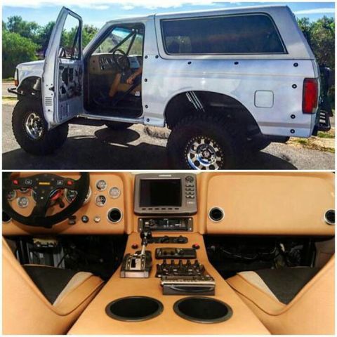 1995 Ford Bronco photo