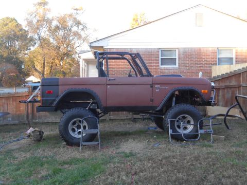 1972 Ford Bronco - This 1972 Ford Bronco is undergoing restoration with a custom roll cage and lifted suspension.