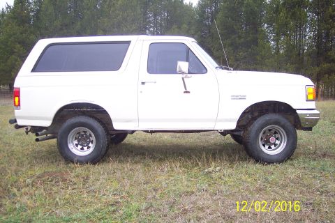 1990 Ford Bronco photo
