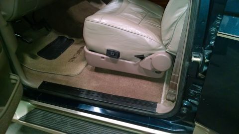 1995 Ford C-150 (Centurion Conversions)