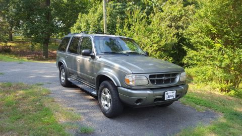 2001 Ford Explorer
