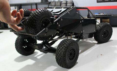 1986 Ford Bronco - This is a remote control rock crawler, not a 1986 Ford Bronco.