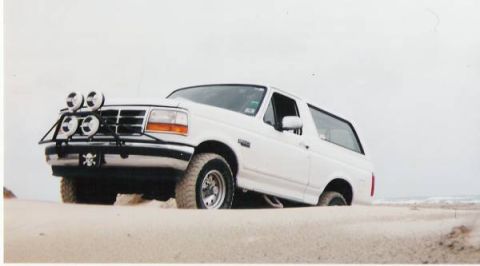 1995 Ford Bronco photo