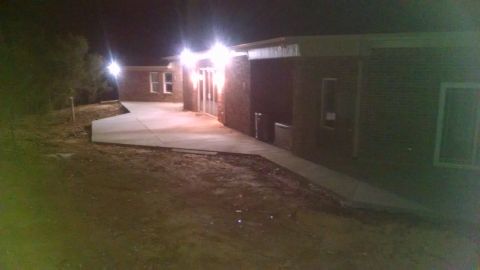 2004 Land Rover Land Rover - The coach lights are on a separate switch from the main helipad floodlights. The far flood & the light above the covered porch (not visible…
