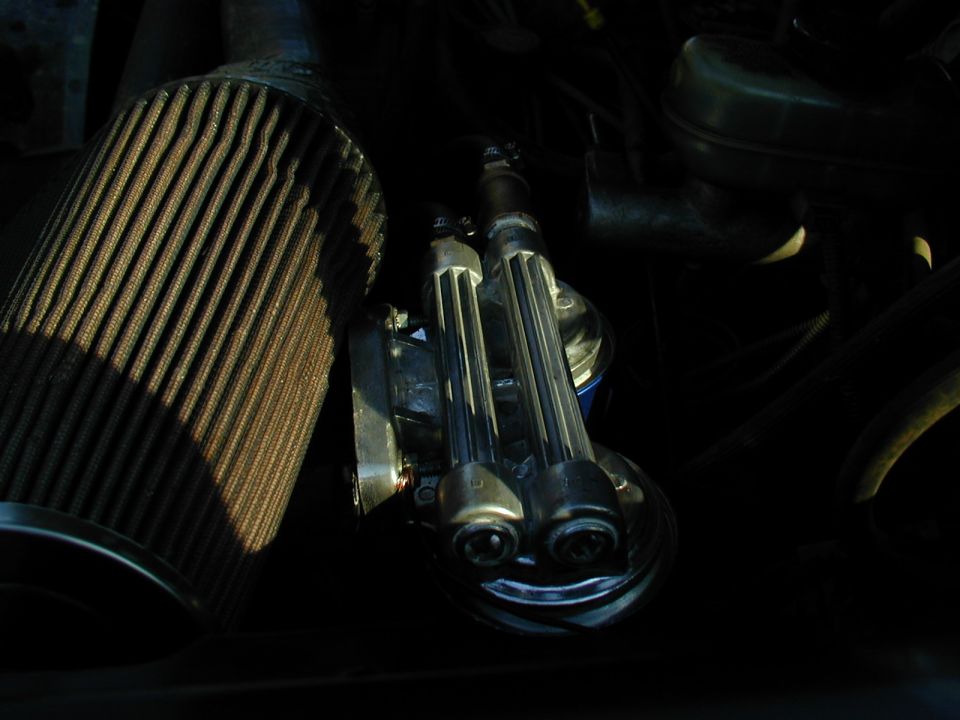 Engine air filter and chrome fuel rails