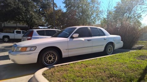 1998 Mercury Grand Marquis photo