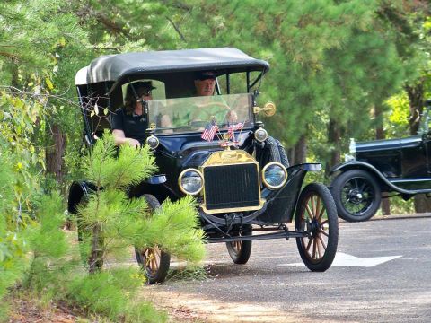 1915 Ford Model T photo
