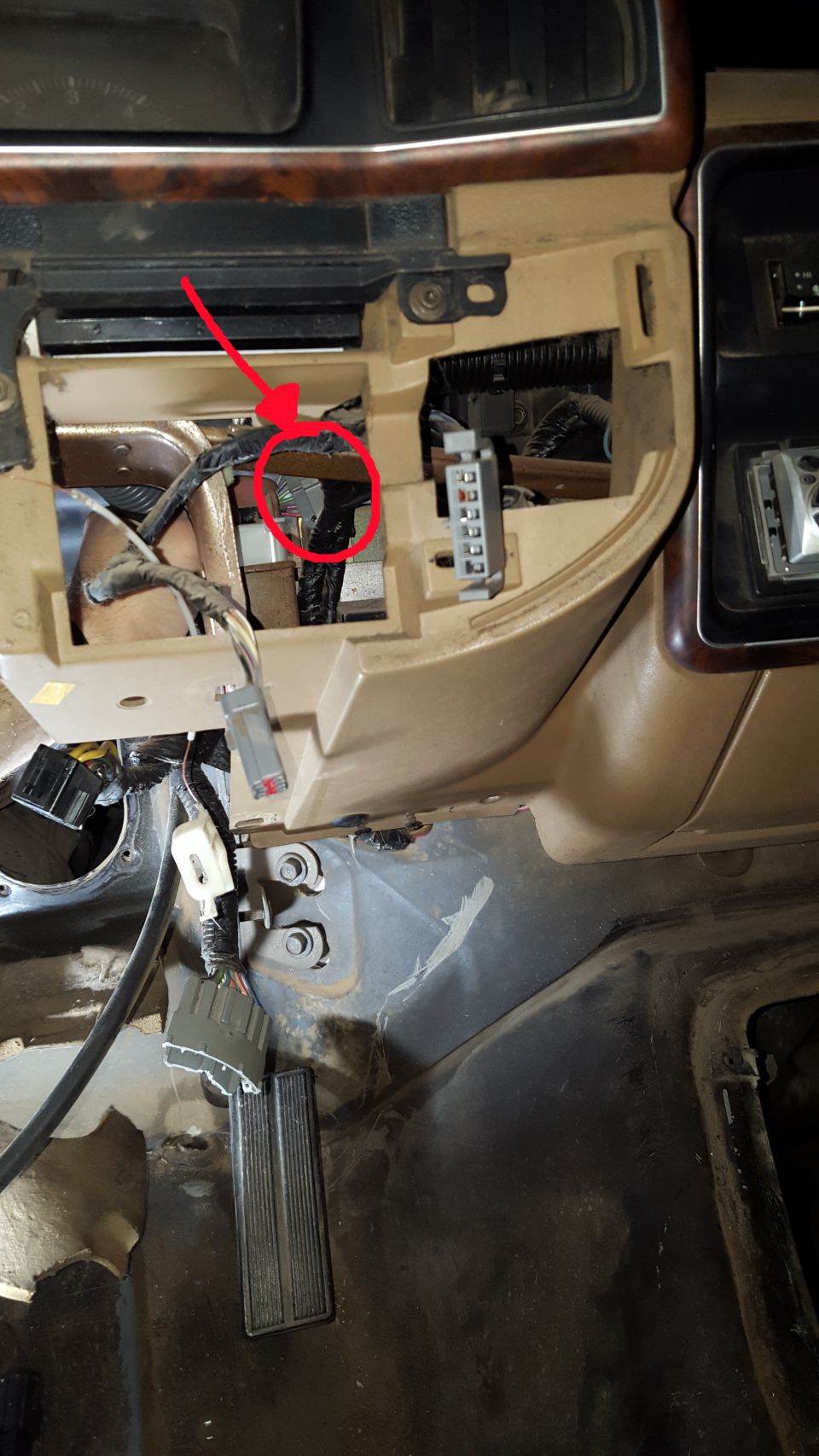Tried to circle where I found the clutch safety connector on the factory harness