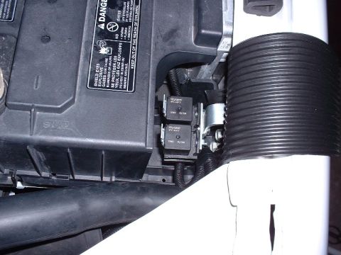 2003 Ford Excursion - Installed via top battery mounting screw