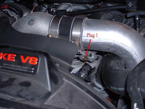 2003 Ford Excursion - Water seperator plug under hood