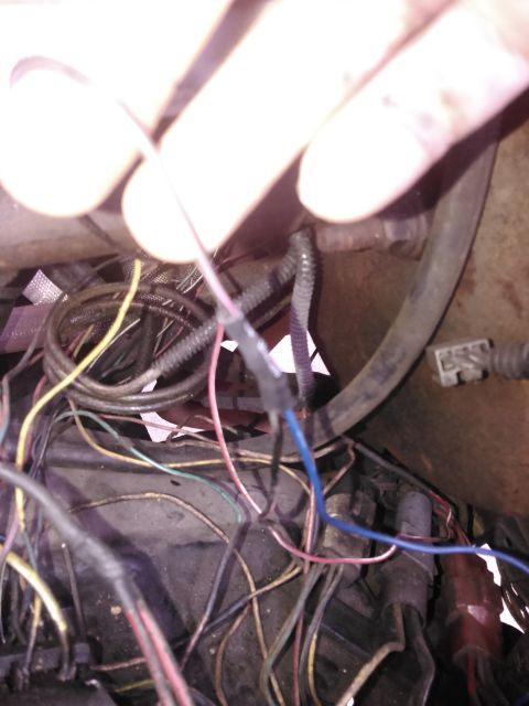 1990 Ford F-250 - my wiring is kinda messy due to my Explorer EFI swap. i found the wire for the reverse light and spliced it in. the wire color is Black w/…