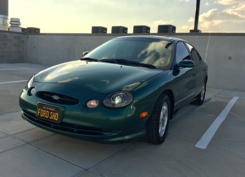 1999 Ford Taurus