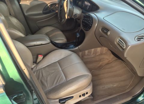 1999 Ford Taurus
