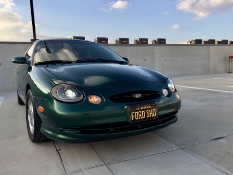 1999 Ford Taurus