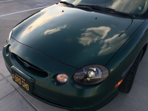 1999 Ford Taurus