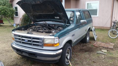 1996 Ford Bronco photo