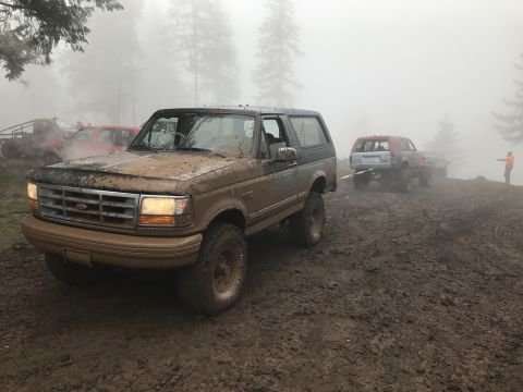 1995 Ford Bronco - Playing in the mud