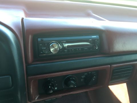 1992 Ford F-150 - Clarion FZ105BT receiver in a 1992 Ford F150.