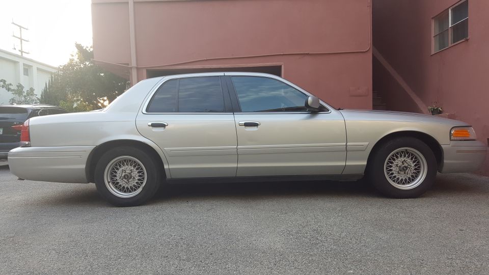 2001 Ford Crown Victoria “Vicky”