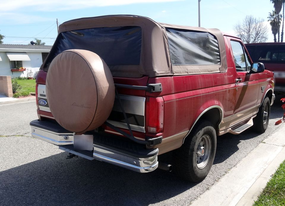 1994 Ford Bronco Eddie Bauer rear passenger side view