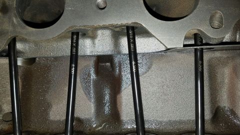 1994 Ford Bronco - Engine being built at RHP pushrods