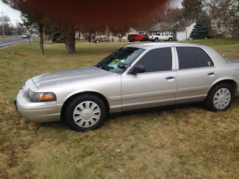 2008 Ford Crown Victoria photo
