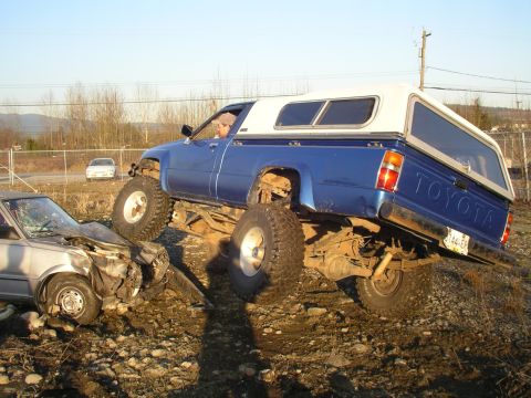1990 Ford F-150 - Look At That IFS Flex...