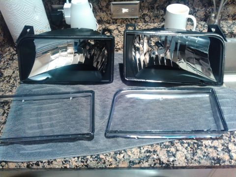1996 Ford Bronco - got the lenses off with little difficulty