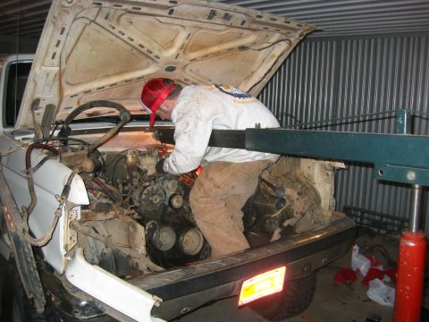 1989 Ford Bronco - Ned hookin the old 302 up...