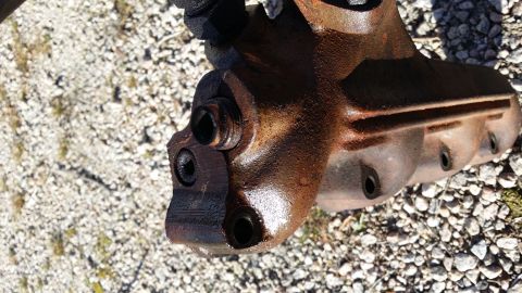 1996 Ford F-250 - Well....that just happened. If you expect us to pay $100 for a stpuid fitting, Ford, we expect $100 quality. This is not.
