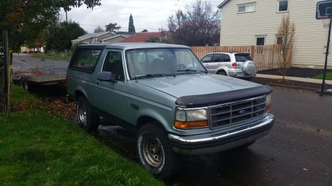 1996 Ford Bronco photo