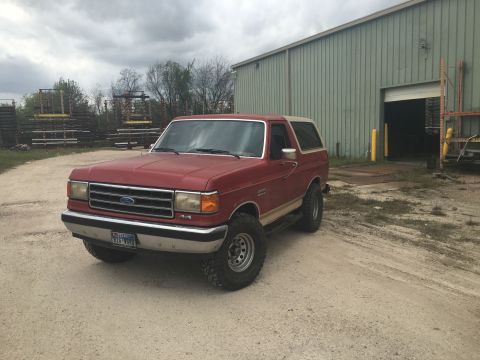 1990 Ford Bronco photo