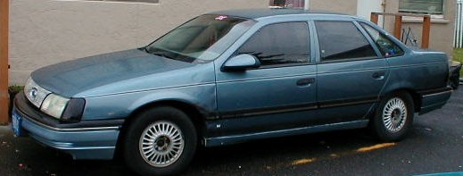1986 Ford Taurus “Big Pimpin”