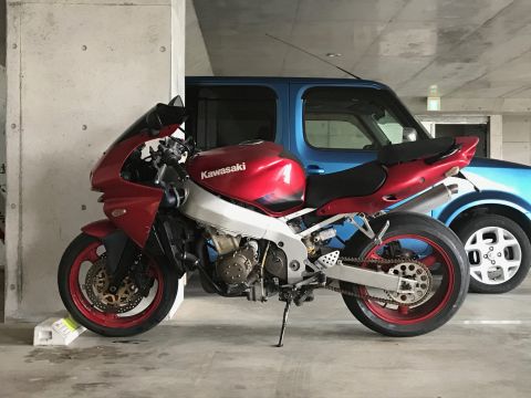 1998 Kawasaki Ninja R