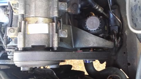 1996 Ford F-250 - All bolted up and ready to go. That looks like a lot of space between that pulley and bracket...