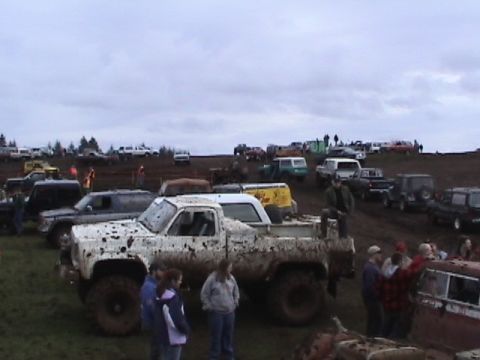 1994 Ford Explorer - Lots of people everywhere you turn