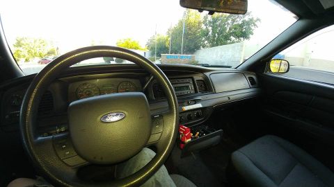 2010 Ford Crown Victoria photo