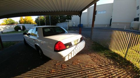 2010 Ford Crown Victoria photo