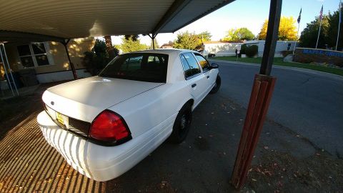 2010 Ford Crown Victoria photo
