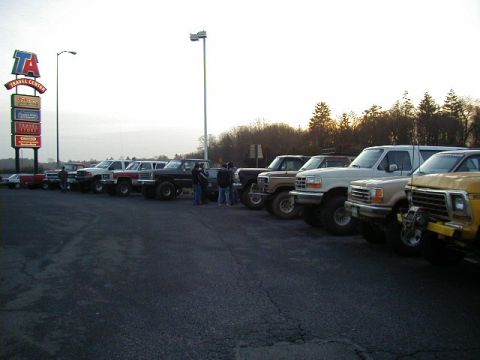 1994 Ford Explorer - Partial picture of the group Berne is leading