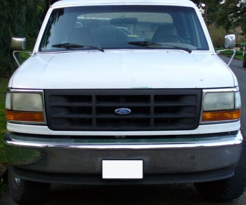 1992 Ford Bronco - Blacked out grill.