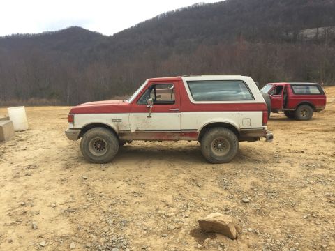 1987 Ford Bronco photo