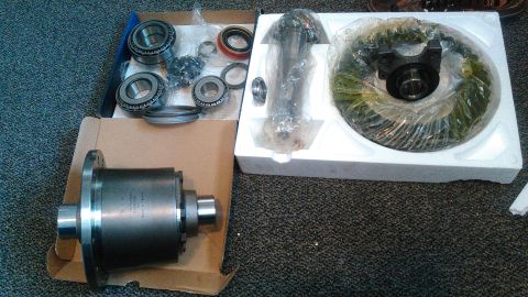 1990 Ford F-250 - parts to rebuild the 10.25". want to make the truck more for towing and help take stress off the engine and transmission. because i lost 4w…