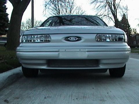 1995 Ford Taurus - nice front view