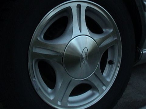1995 Ford Taurus - 15" 1999 taurus se rims on arizonian tirs