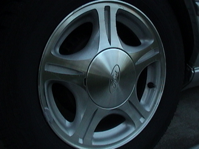 15" 1999 taurus se rims on arizonian tirs