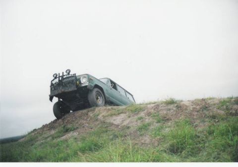 1976 Jeep Grand Cherokee photo