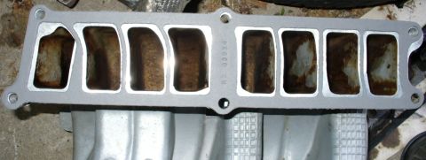 1992 Ford Bronco - Upper intake manifold gasket matching.